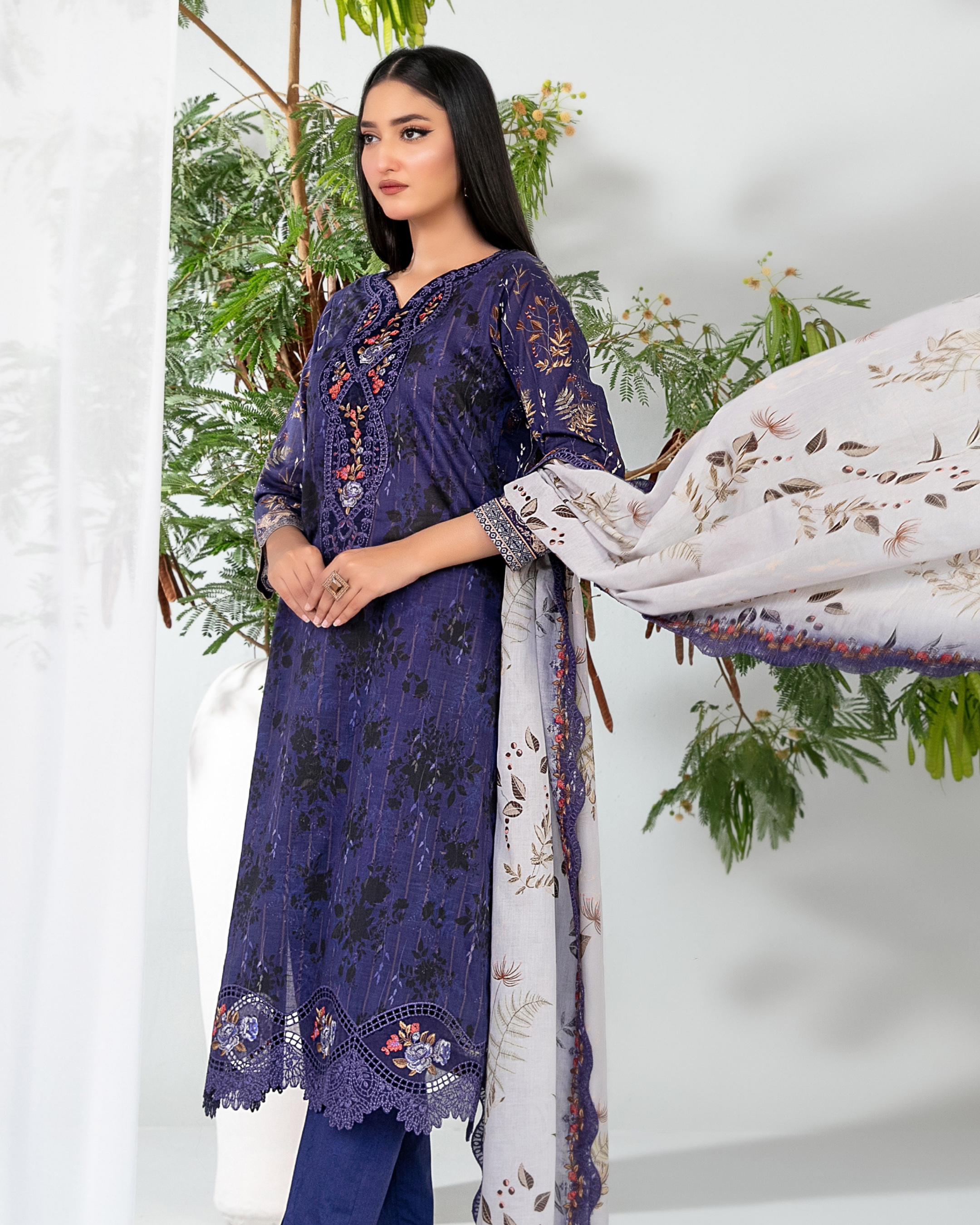 Teyana 3-Piece Embroidered Lawn by Tawakkal (D-3081)