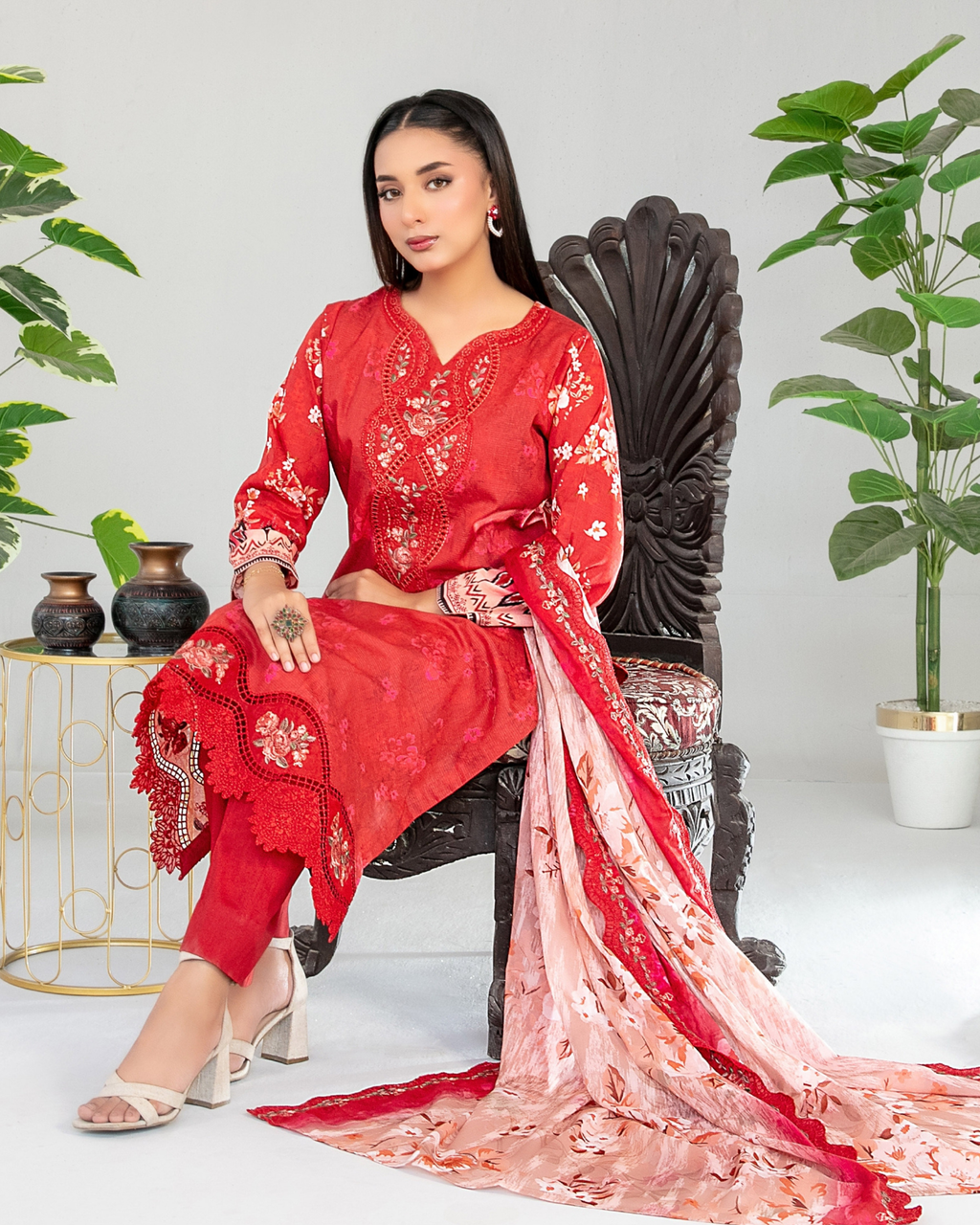 Teyana 3-Piece Embroidered Lawn by Tawakkal (D-3082)