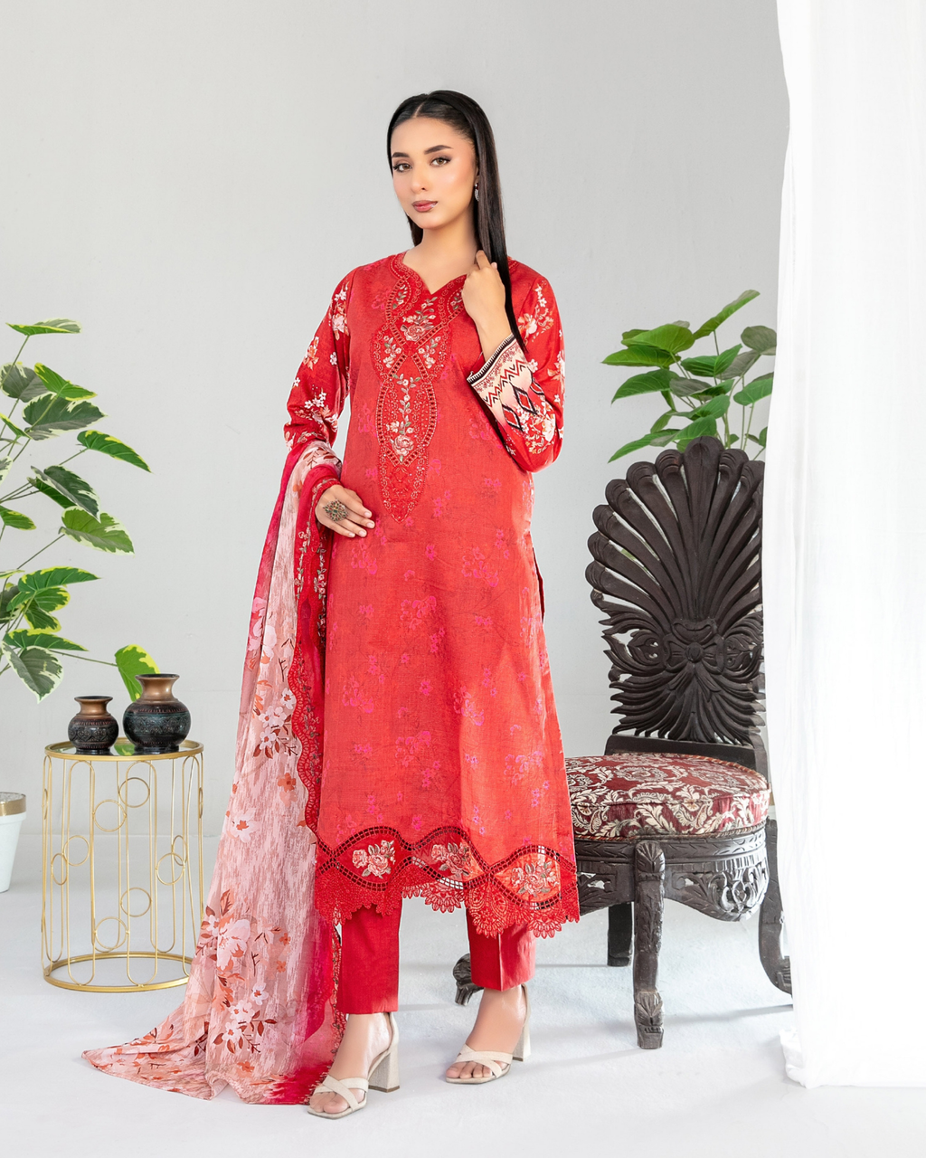 Teyana 3-Piece Embroidered Lawn by Tawakkal (D-3082)