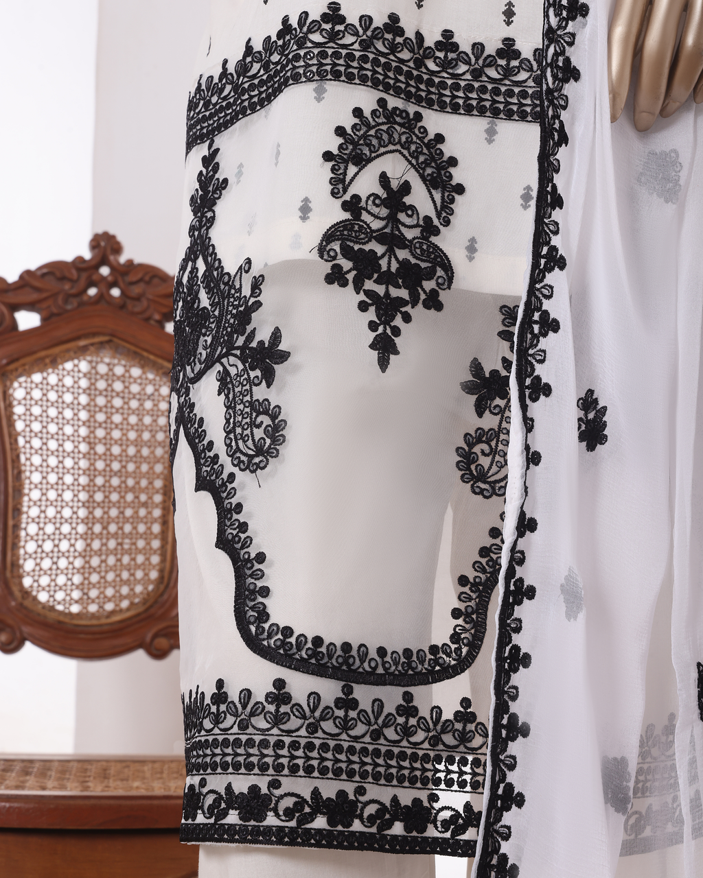 Khombi Black Arrow Stitched Embroidered Suit