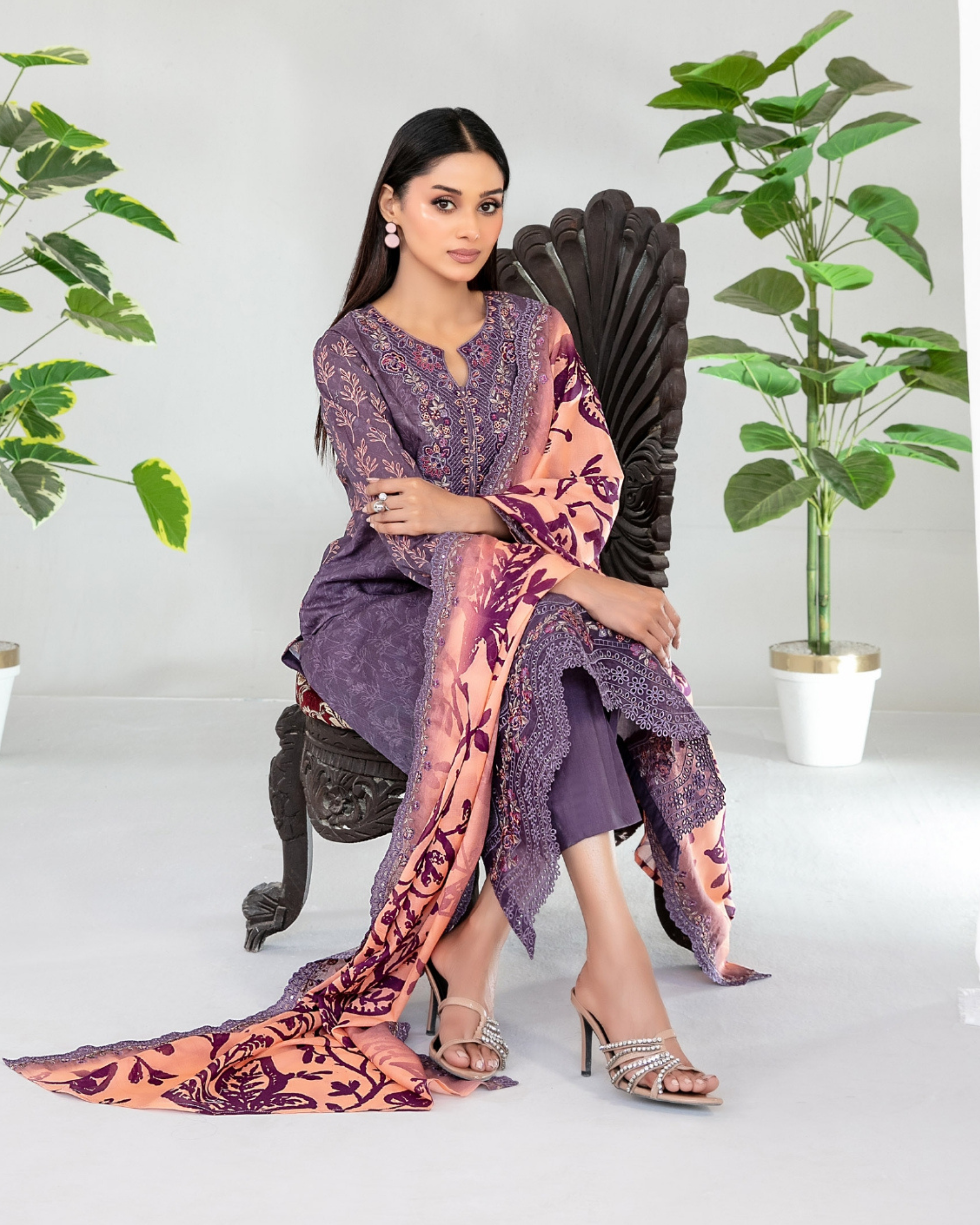 Teyana 3-Piece Embroidered Lawn by Tawakkal (D-3079)
