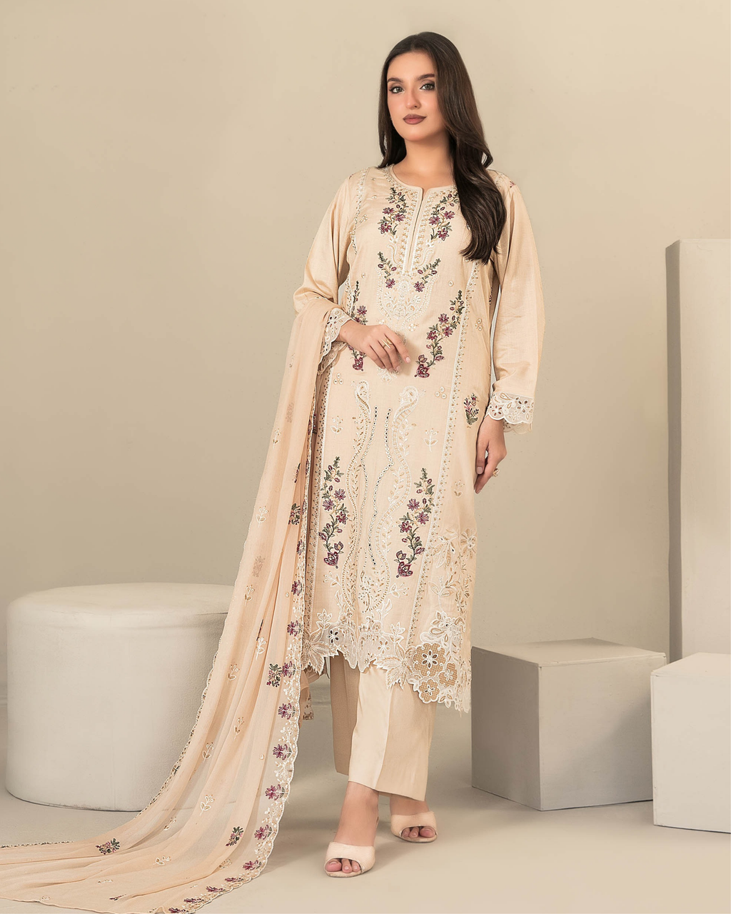 Viscose Cut Dana Embroidered Suit with Chiffon Dupatta