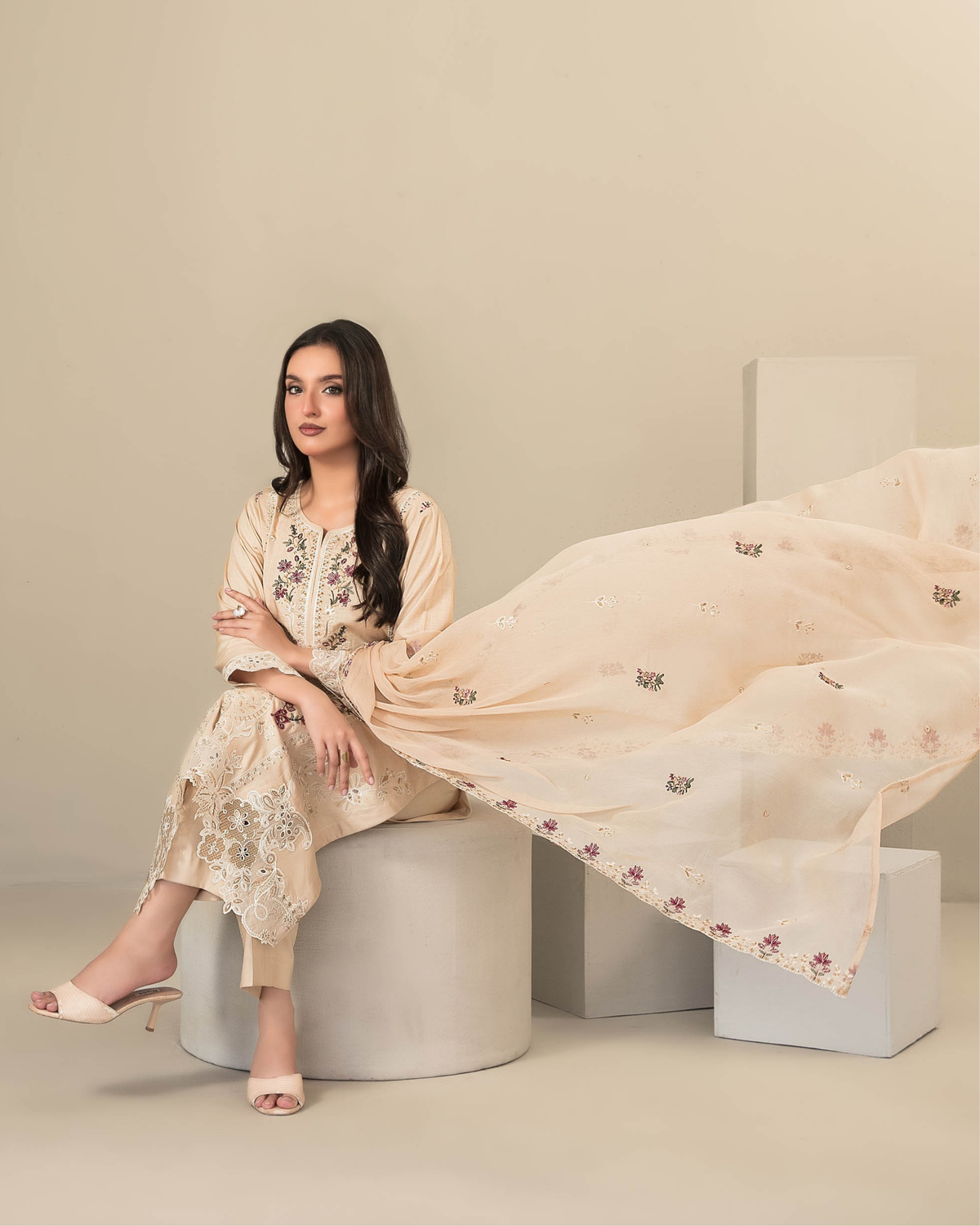 Viscose Cut Dana Embroidered Suit with Chiffon Dupatta