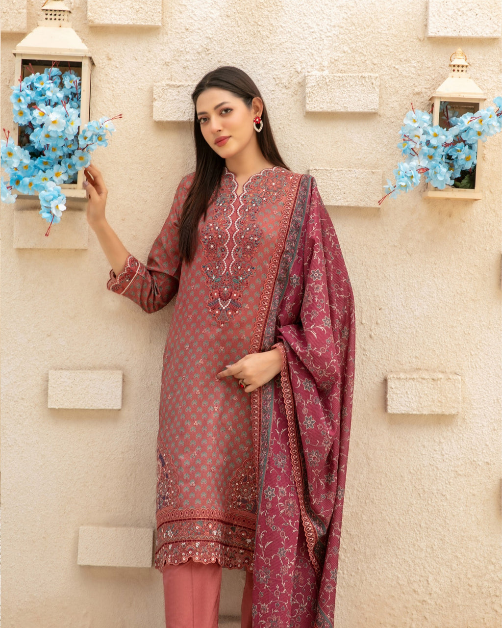 Laveen 3-Piece Embroidered Lawn by Tawakkal (D-4126)