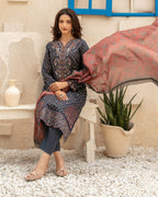 Laveen 3-Piece Embroidered Lawn by Tawakkal (D-4127)