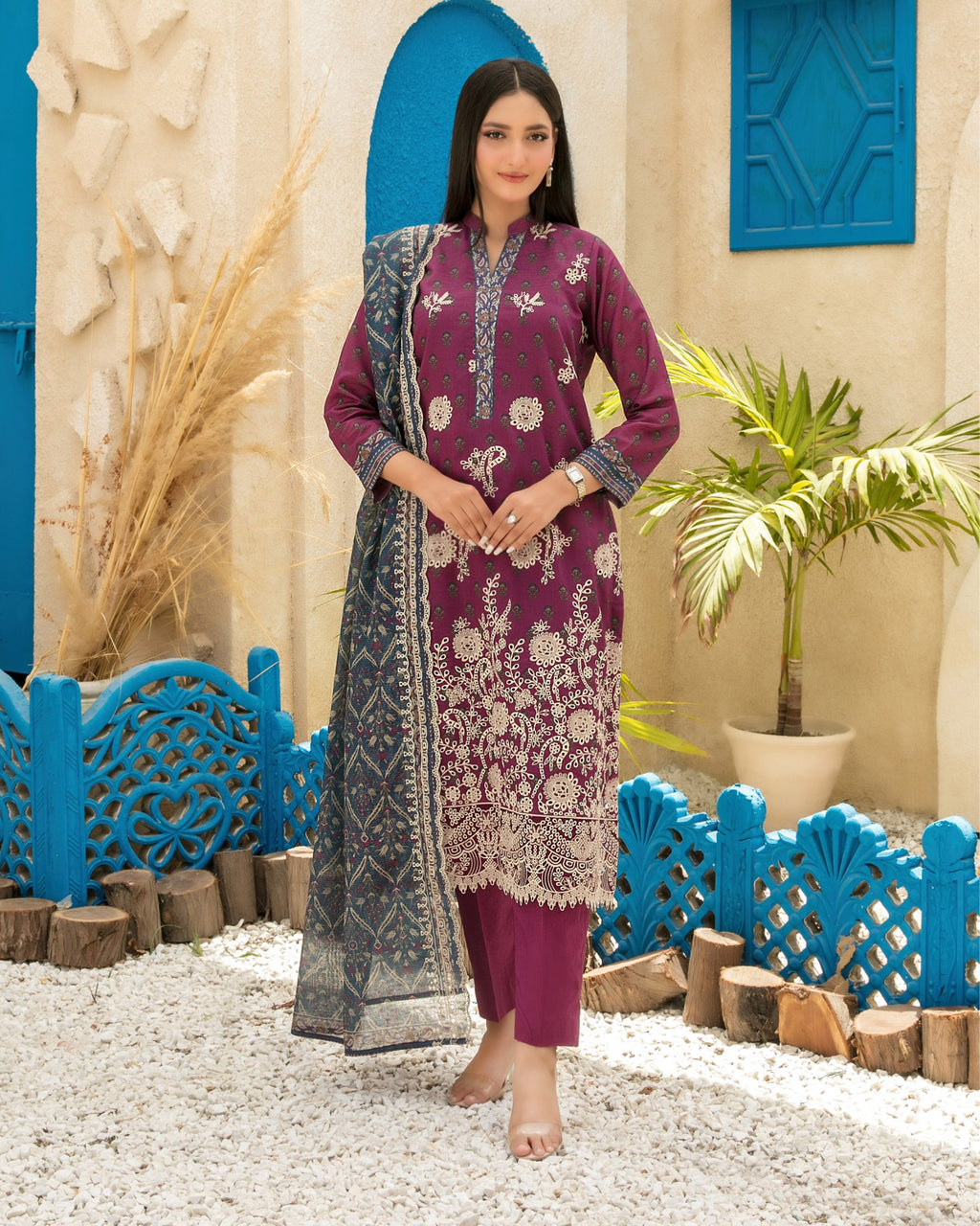 Neel 3-Piece Embroidered Lawn by Tawakkal (D-4122)