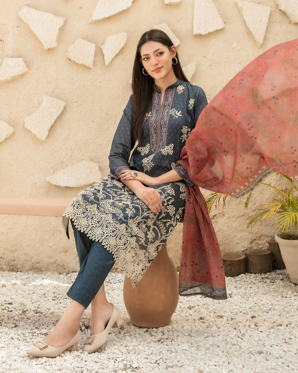 Neel 3-Piece Embroidered Lawn by Tawakkal (D-4123)