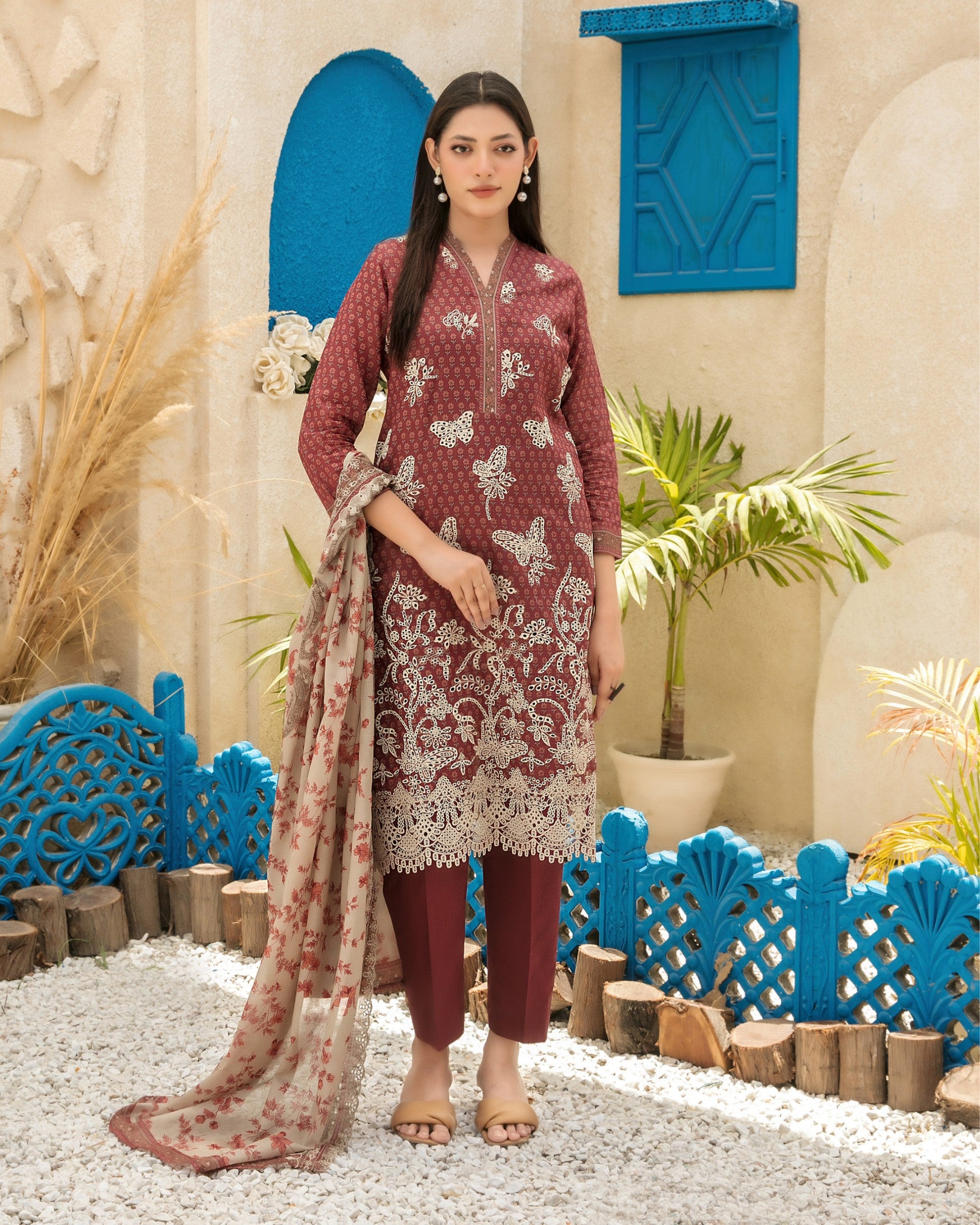 Neel 3-Piece Embroidered Lawn by Tawakkal (D-4124)